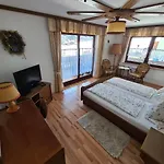 Πανσιόν Alpenpension Bergidyll