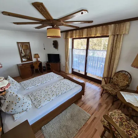Guest house Alpenpension Bergidyll